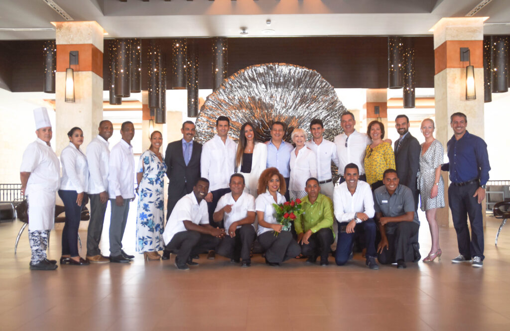 Lopesan Costa Bávaro abre sus puertas