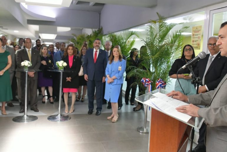 Román Jáquez Liranzo en la inauguración de dos nuevas Oficialías del Estado Civil de la JCE en Santiago y una Delegación en Bonao.