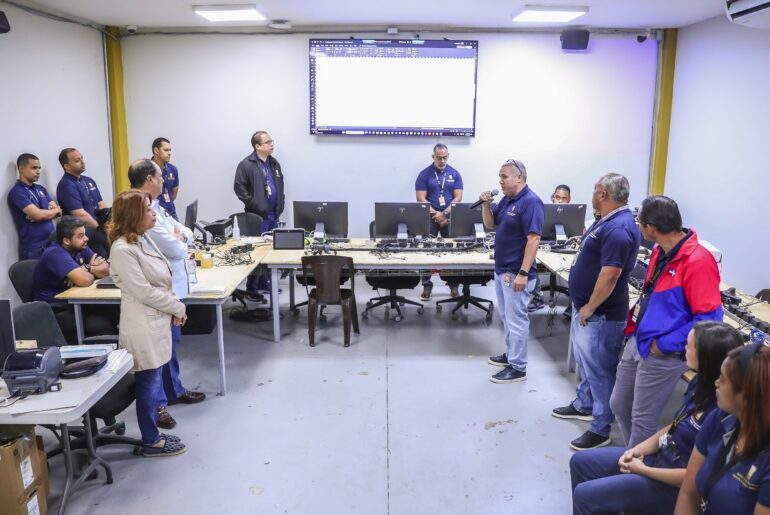 JCE inicia proceso de clonado de los equipos EDET que se usarán en las elecciones municipales.