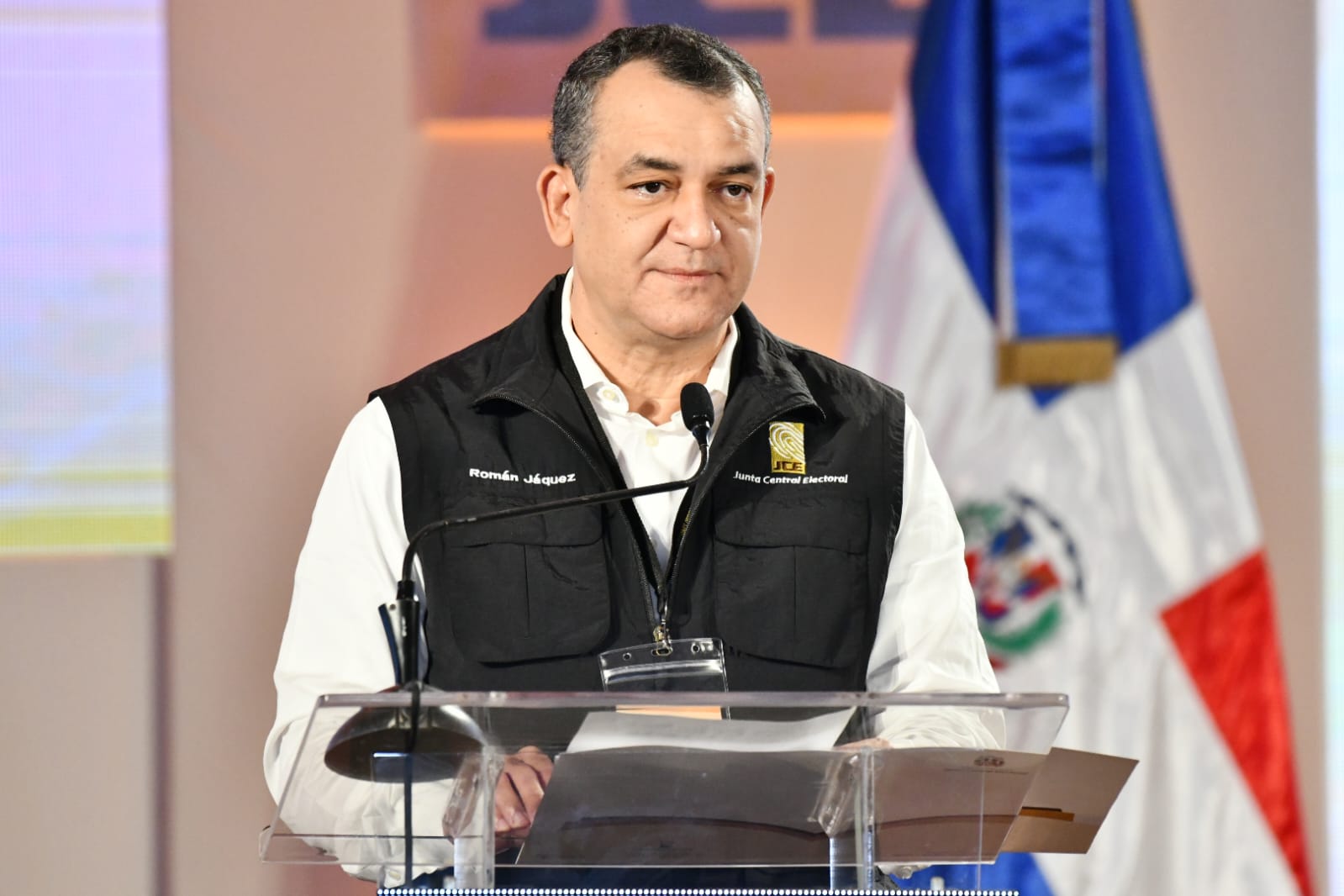 En apertura proceso de votación Román Jáquez llama a ciudadanía a ejercer el derecho de elegir Román Jáquez Liranzo JCE
