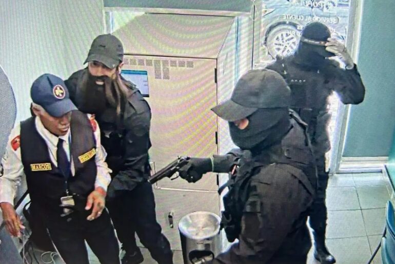 Policía