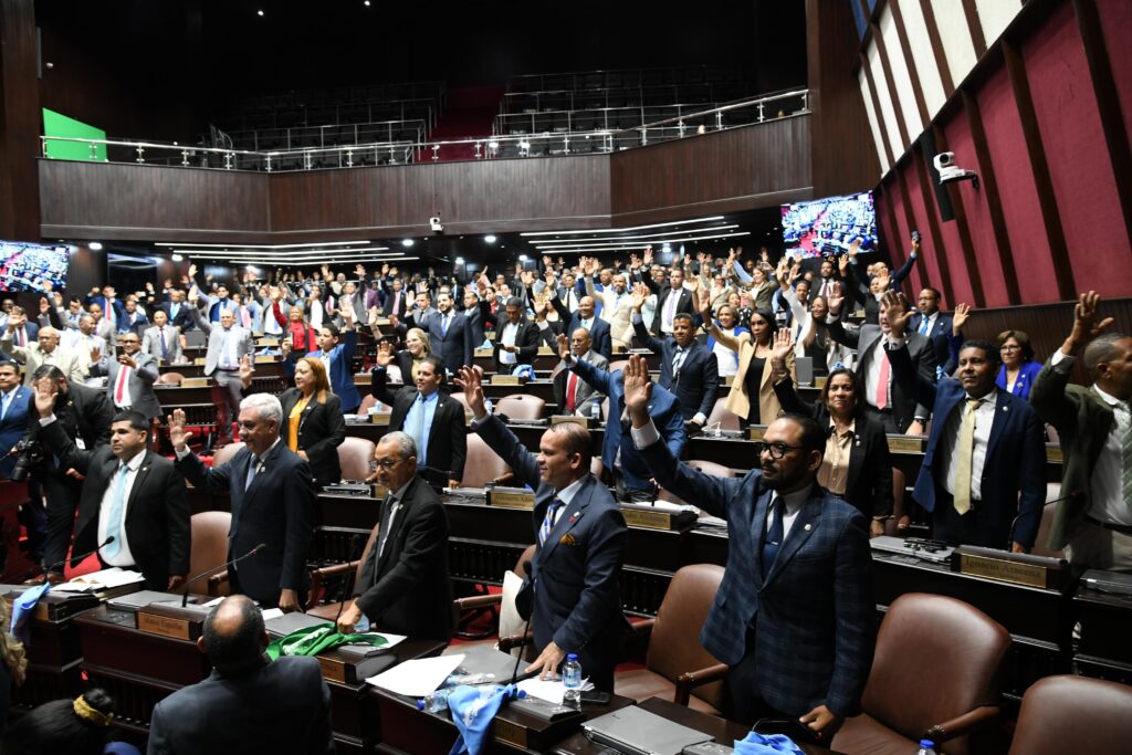 Diputados aprueban Código Penal en segunda lectura código penal