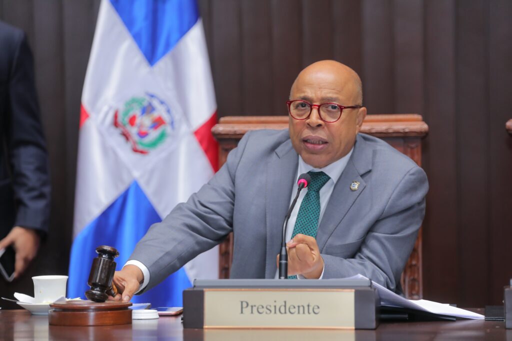 Cámara de Diputados aprueba fusión de los ministerios de Hacienda y Economía cámara diputados