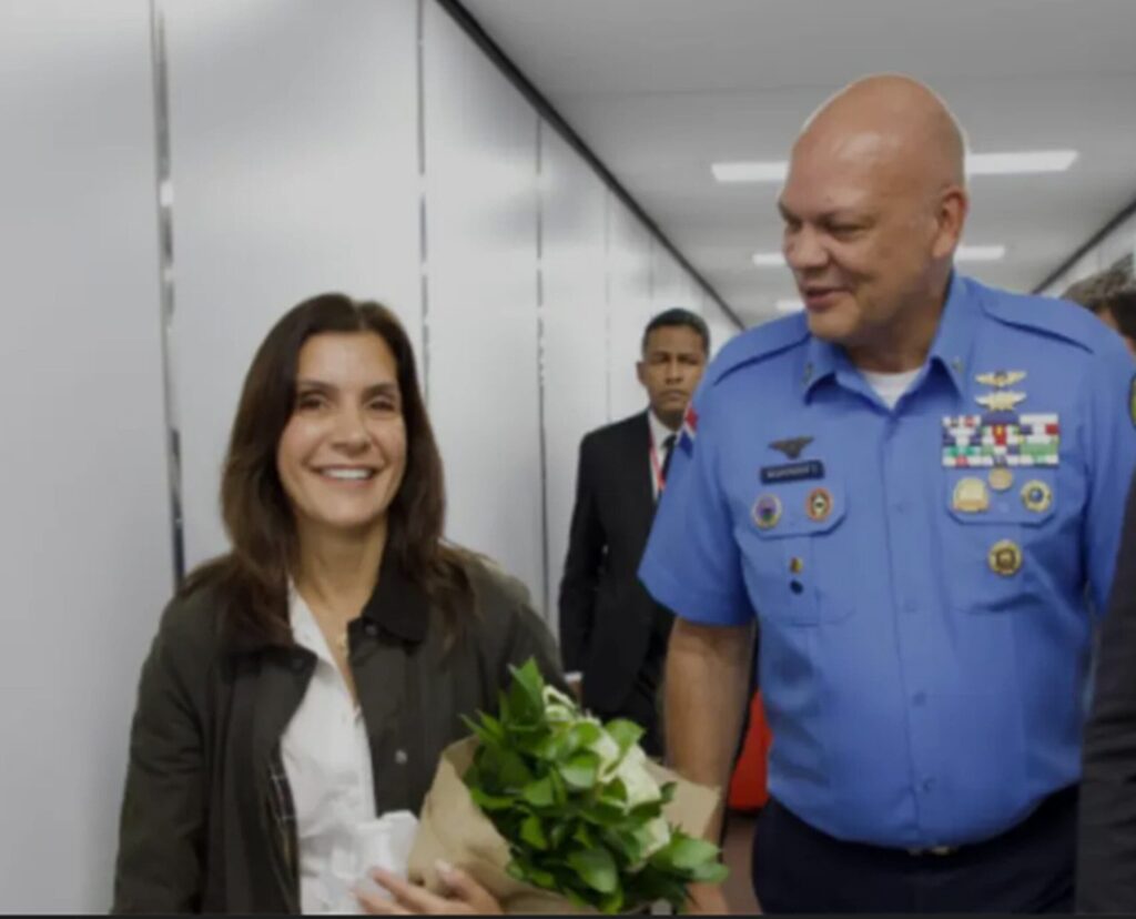 Leah Francis Campos asume funciones como embajadora de USA en RD Leah Francis Campos